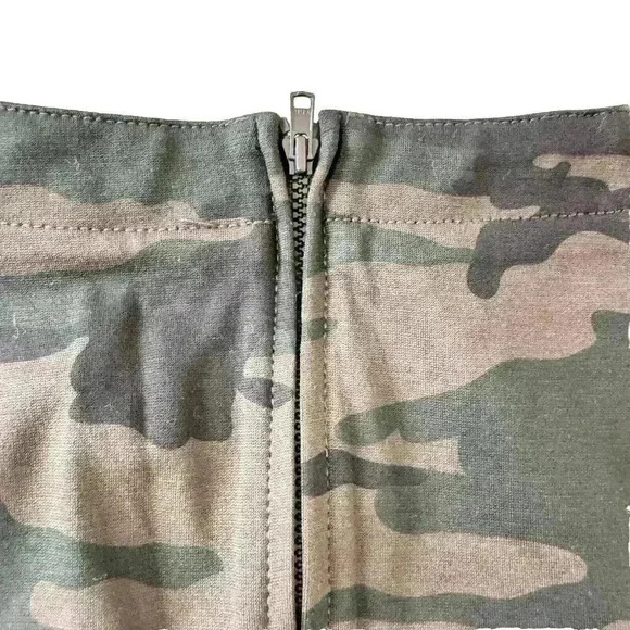 Sanctuary Skirt Womens Size Small Brown Camo Stretch Mini Zipper New - Picture 7 of 7